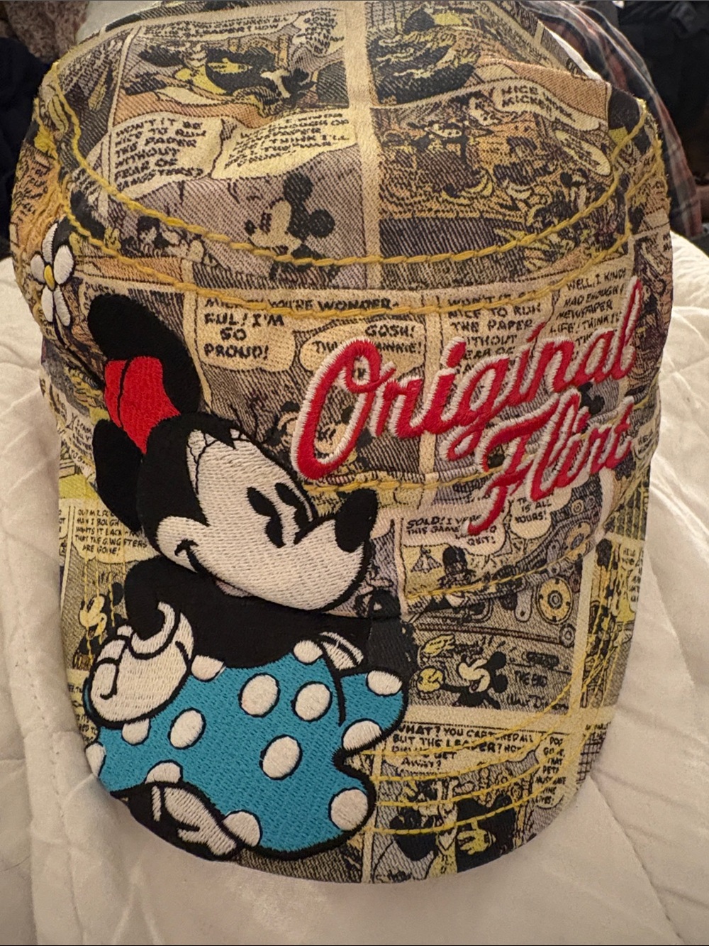Minnie Mouse Original Flirt Embroidery Comic Disney